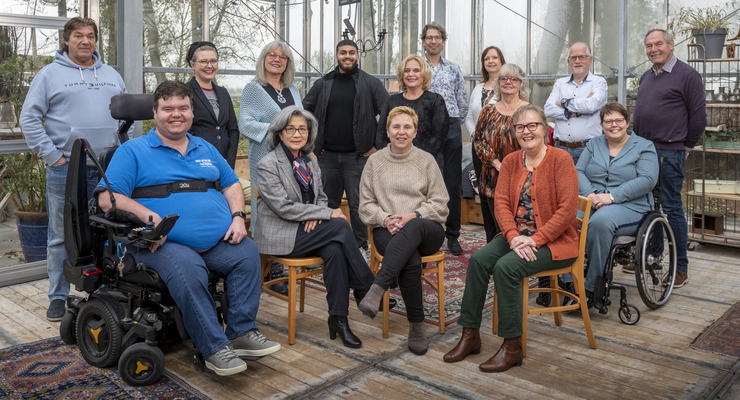 Groepsfoto van de leden van de Adviesraad Sociaal Domein